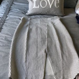 Inc black and white striped ladies skirt size L